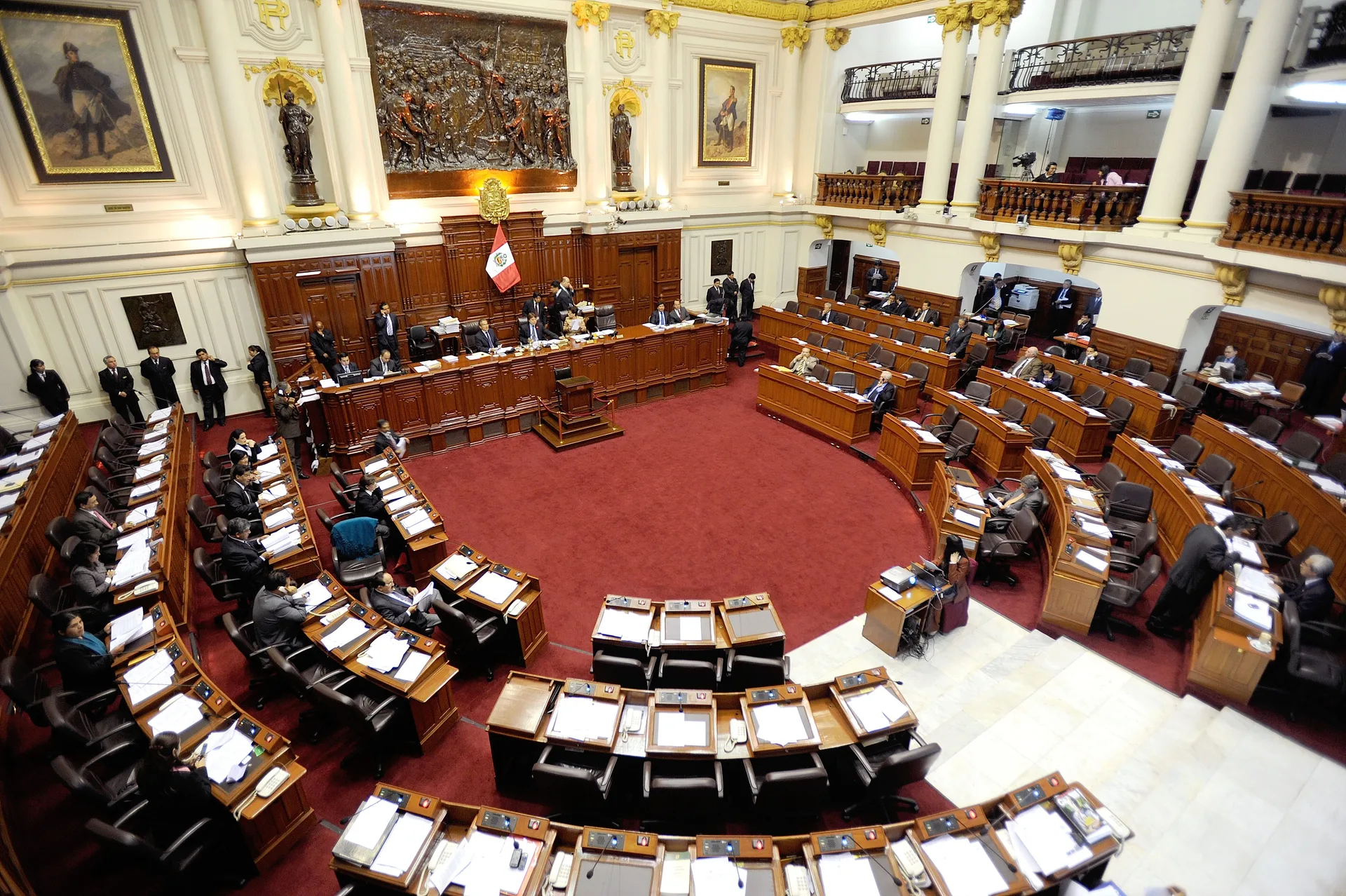 Hemiciclo del Congreso de la República del Perú durante una sesión parlamentaria.