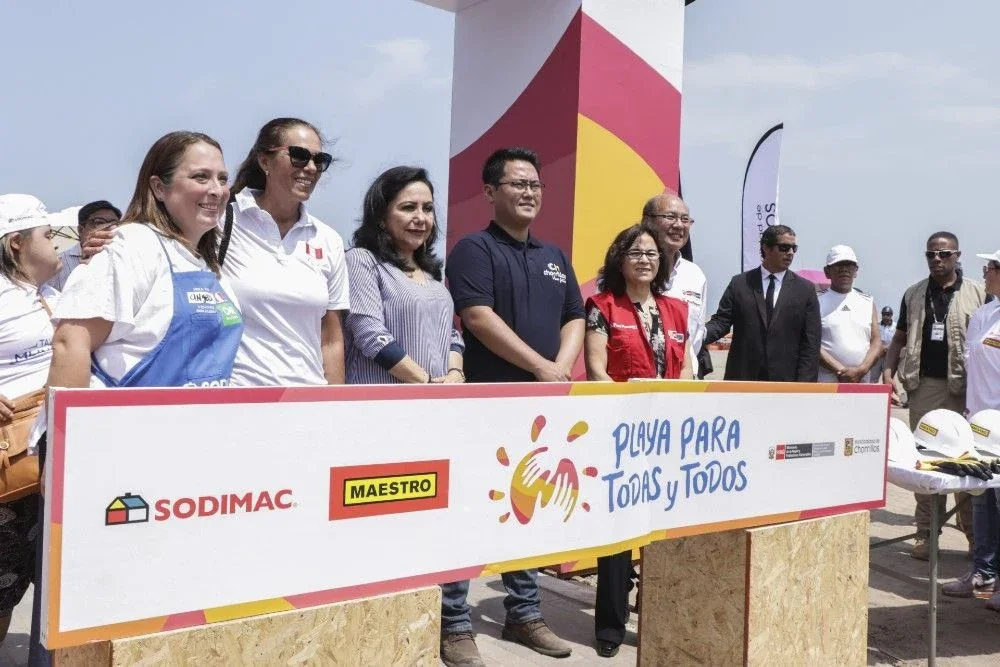 Photo of the inauguration of the Beach for Everyone