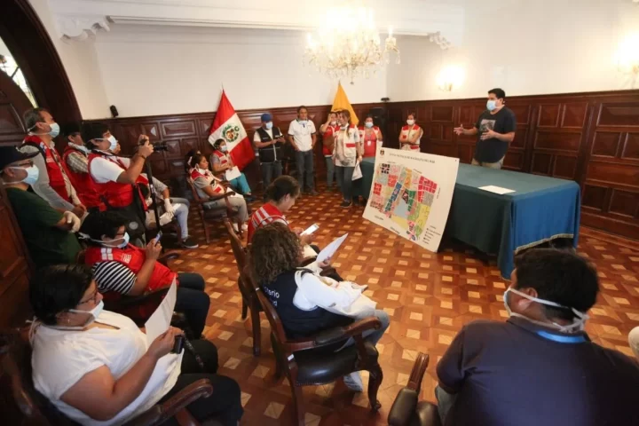 Aprueban el diseño de la Red de Soporte para la persona adulta mayor con alto riesgo y la persona con discapacidad severa.